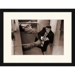 ANY IMAGE Digitaldruck »James Dean Mit Fotokamera«, Rahmen: Buchenholz, Schwarz