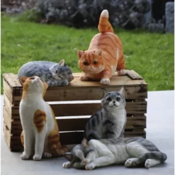 SILEX Deko-Katze, Polyresin, Rot/weiß